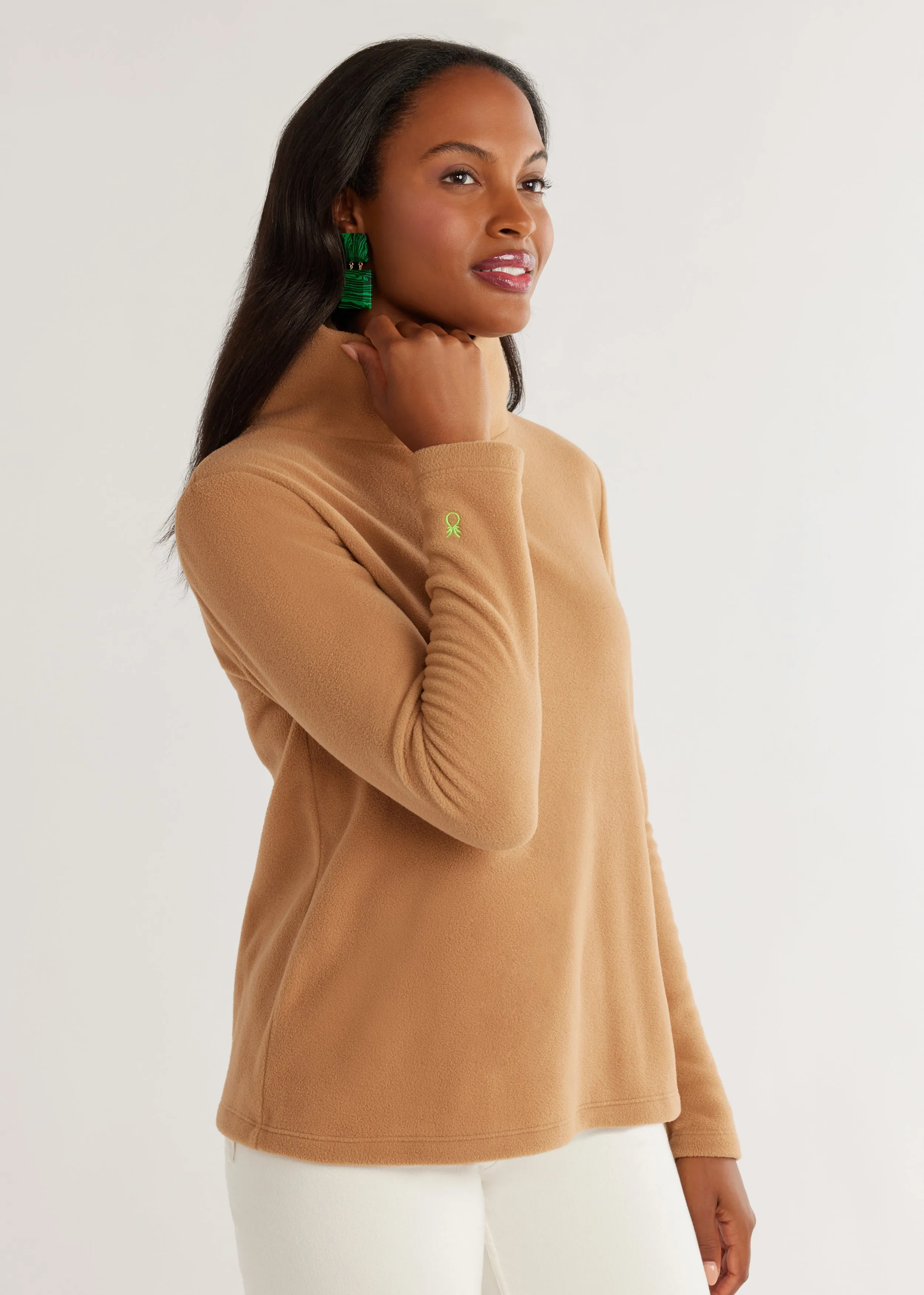 Greenpoint Turtleneck in Vello Fleece (Camel)