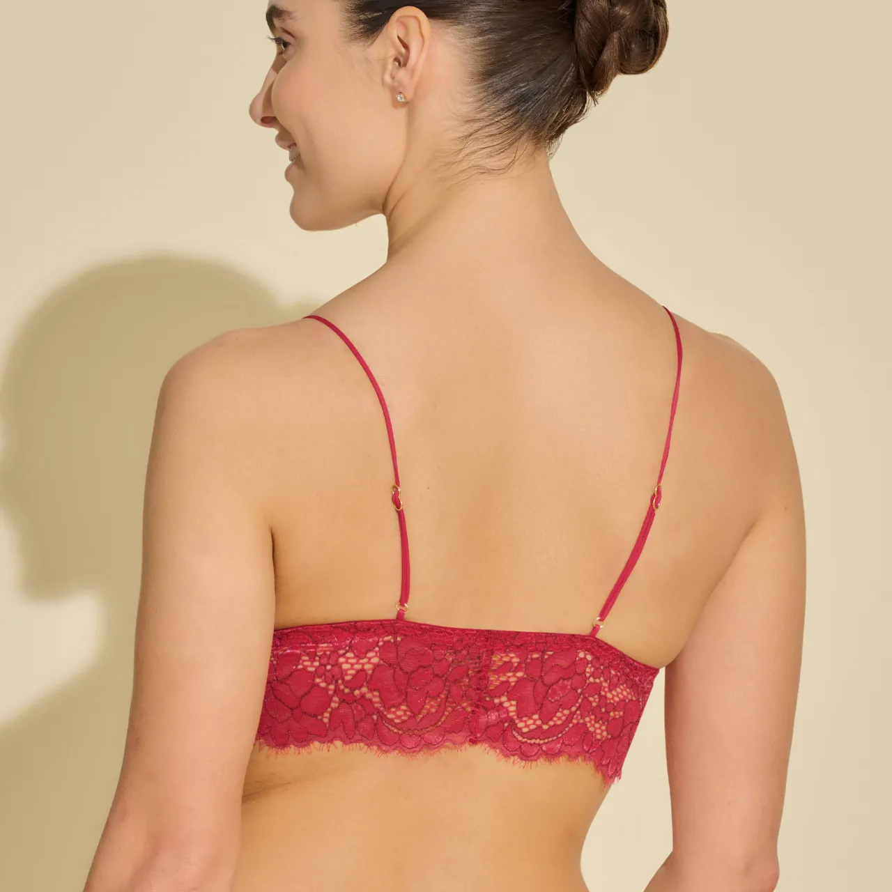 Pret A Porter Bralette in Fragolino/Vin Brule