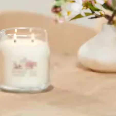 Sakura Blossom Festival Medium Yankee Candle